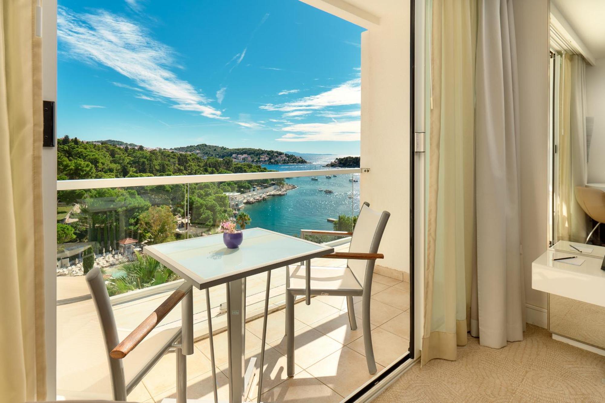 Amfora Hvar Grand Beach Resort Hvar Town Exterior photo